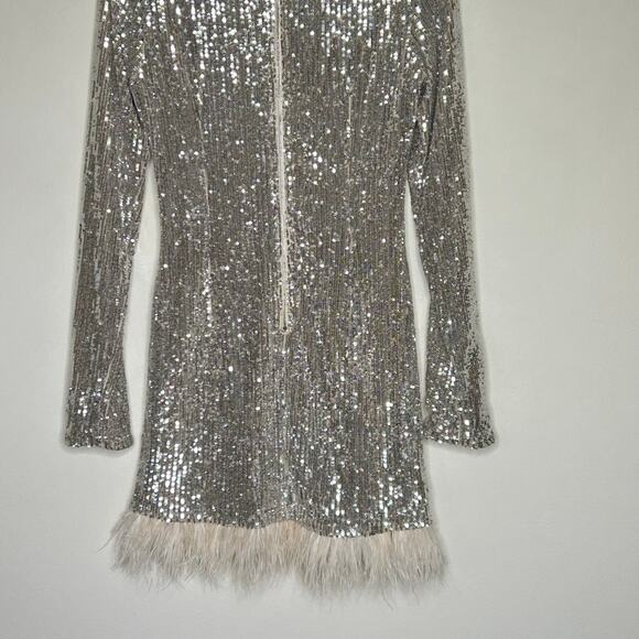 Apeach‎ Silver Sequin Min Dress With Feather Hem Long Sleeves Sz L - Picture 7 of 13